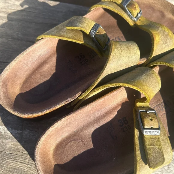 Birkenstock size 36 us 5.5 - Picture 2 of 5